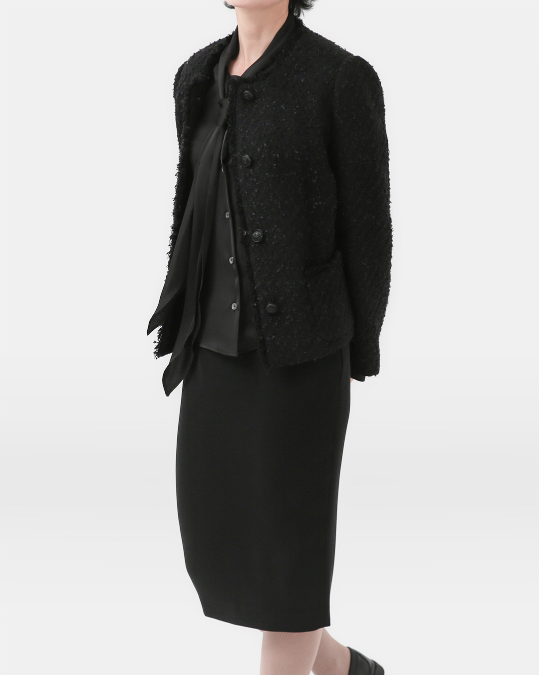 Delicate Black<br> 100% Wool Tweed