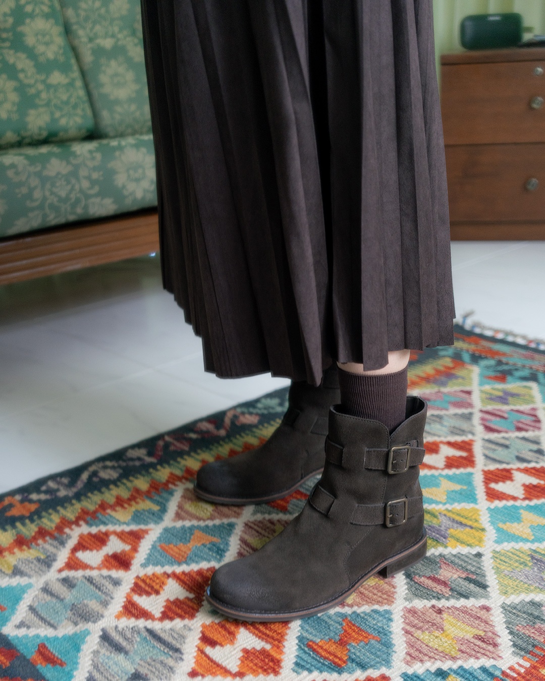 Strangely indifferent and cool<br> Suede Double Buckle Boots