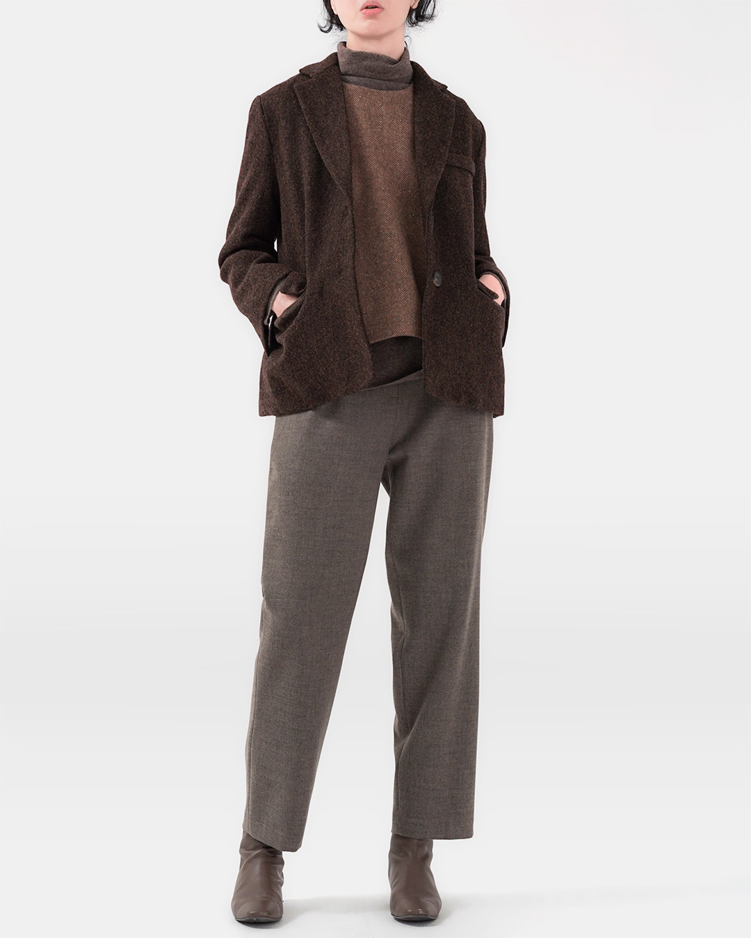 허리부터 정돈되는 Comfort <br> rib band tailored pants