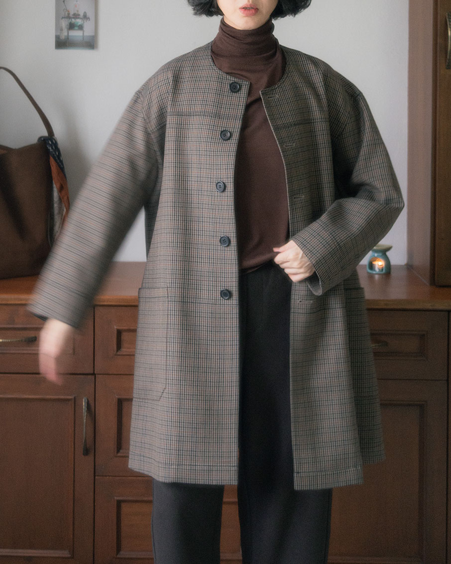 How to Wear Classics Quietly<br> 100% Lana Virgin Wool Check Coat