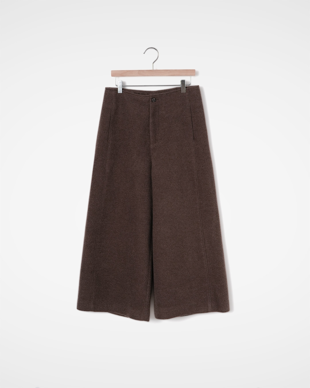 A day to show off socks with the ankle margin<br> Cropped Wide Leg Trousers