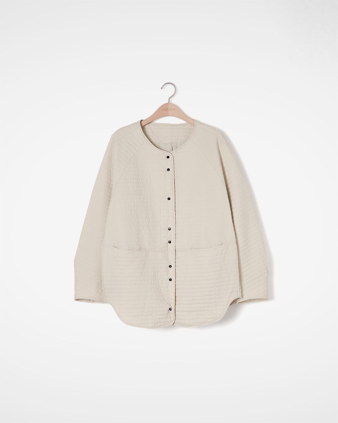 평범한 패딩인 line 알았죠<br> Round Hem Quilted Jacket