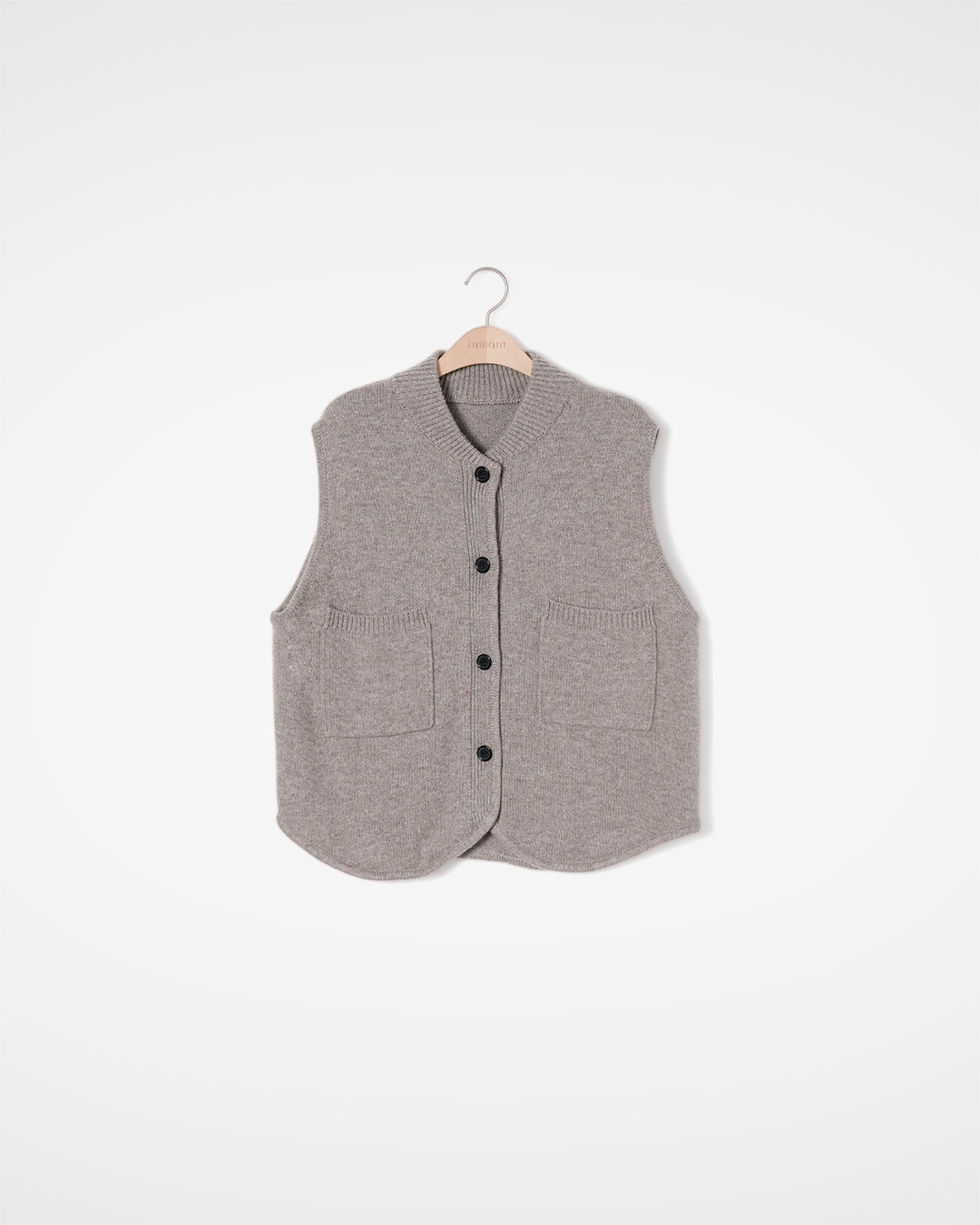 가디건의 소매는 잠시 쉬는 medium<br> Round Neck Pocket Knit Vest