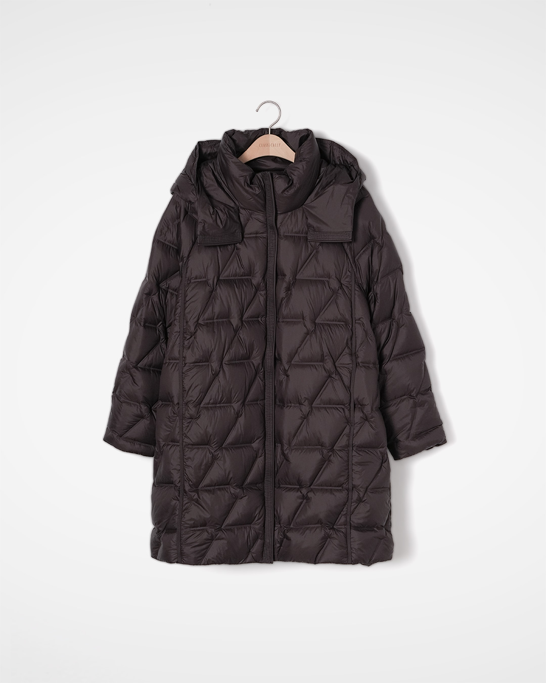 포근함만큼 반가운 가벼움<br> Delicate mocca 브라운이 매력적인 구스다운 Coat